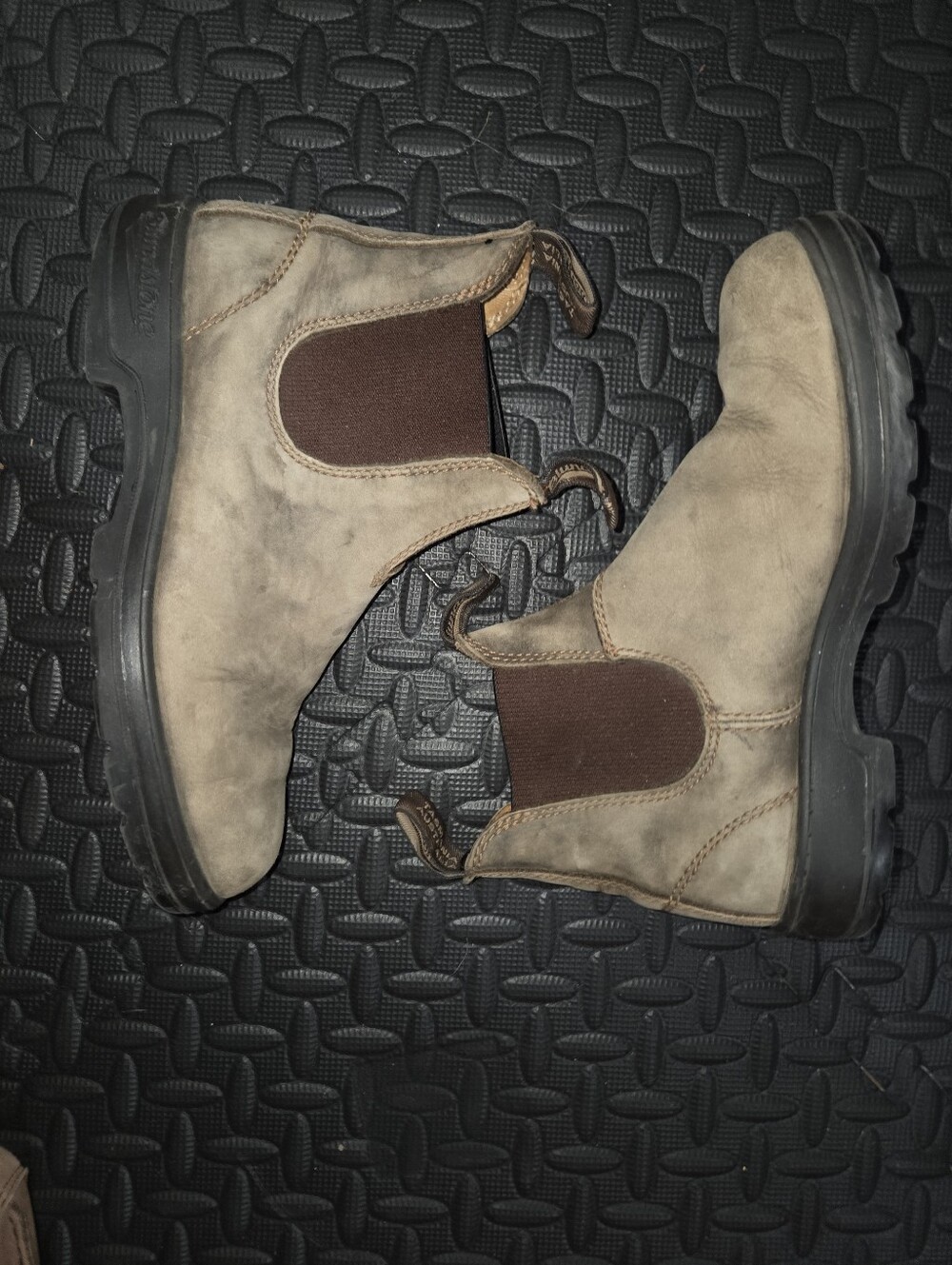 Blundstones Size 4 1/2 Aus (7.5 Womens 5.5 Mens)